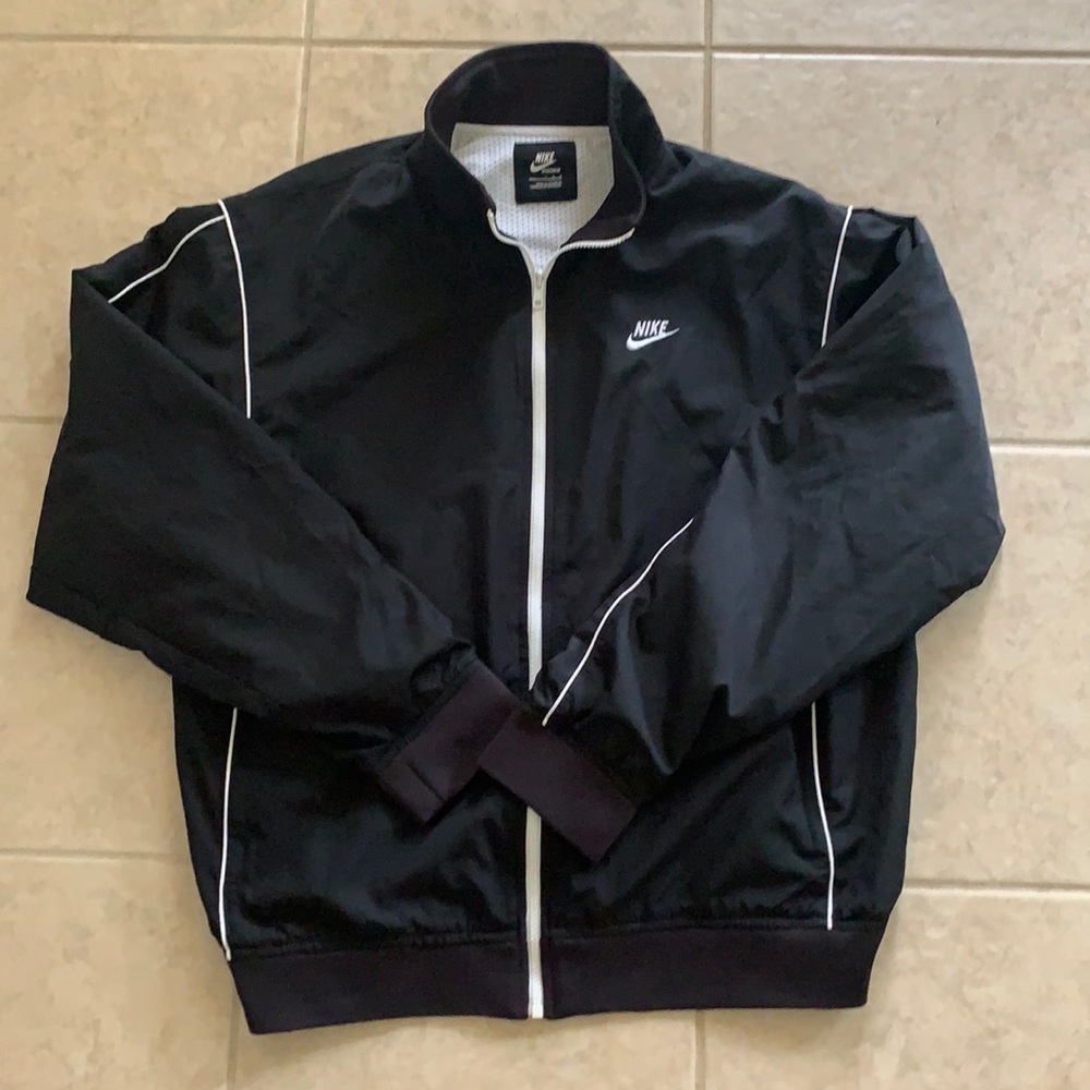 Nike Sportswear Men’s Windbreaker Jacket Size L